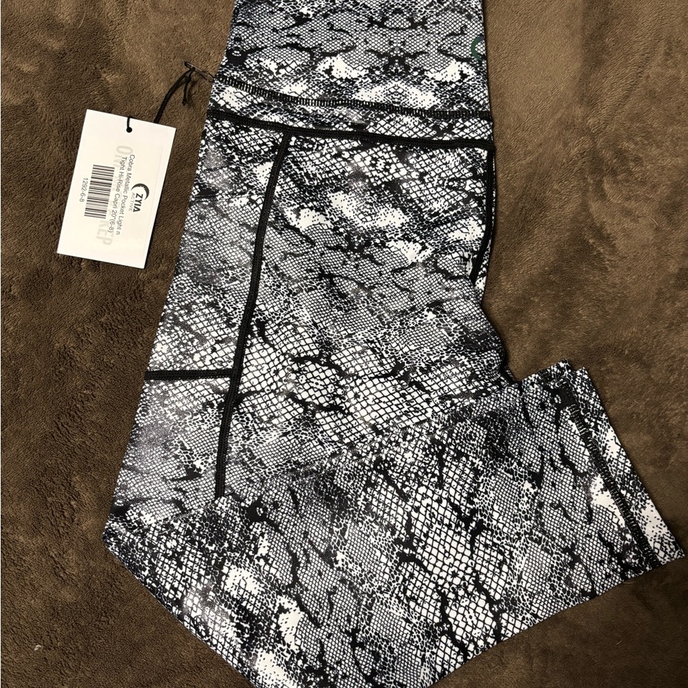 ZYIA cobra metallic Leggings
